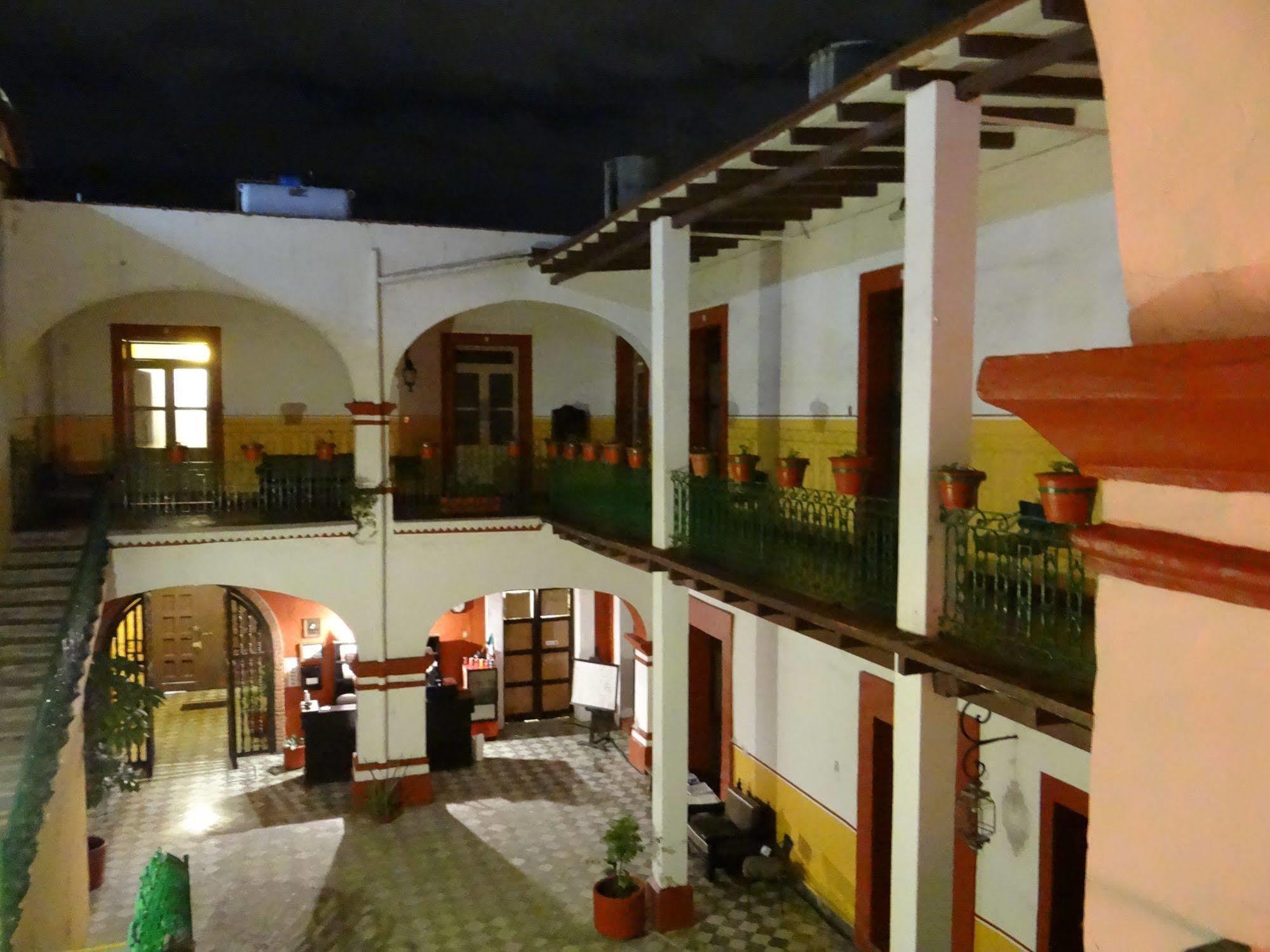 Hotel Principal Oaxaca Экстерьер фото